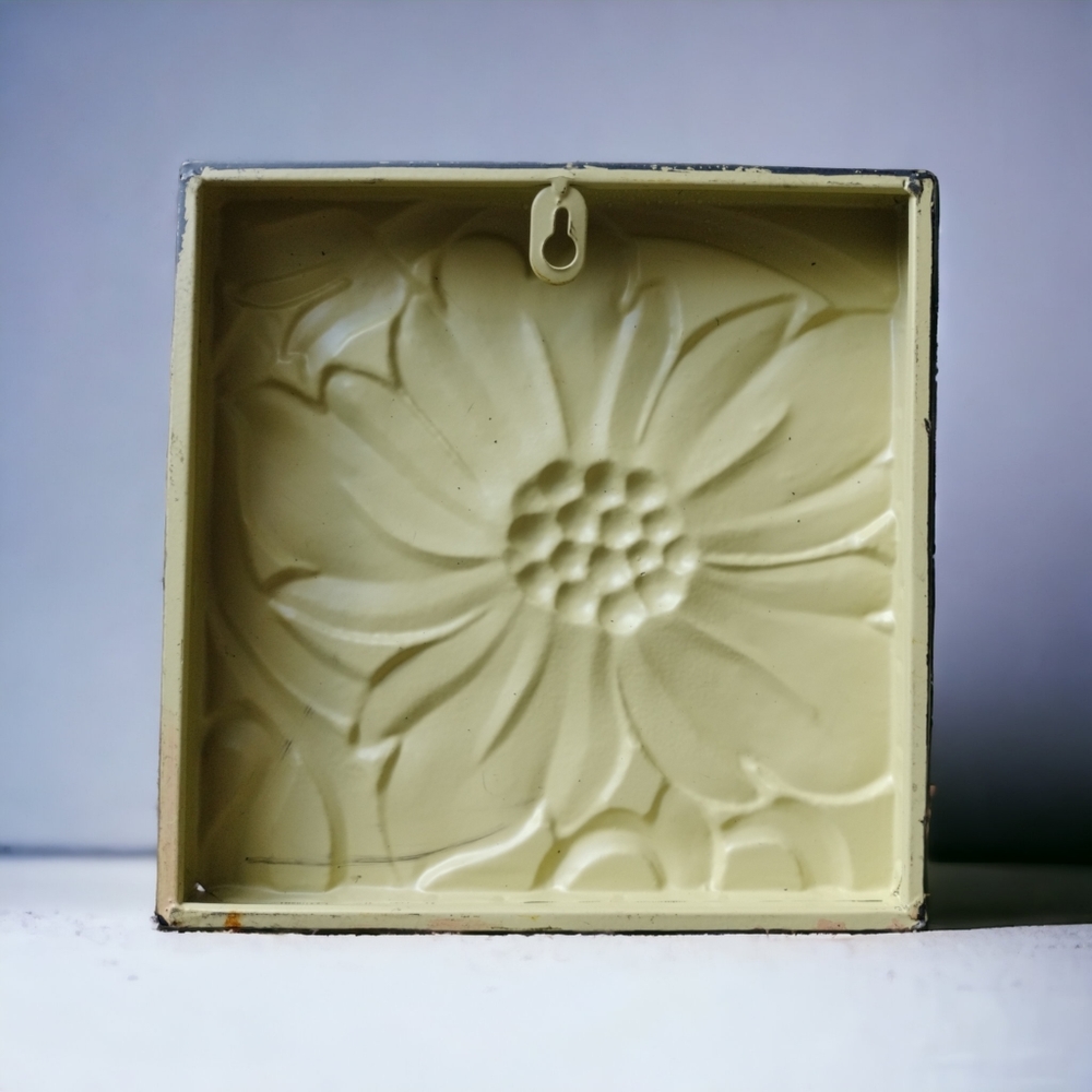 Embossed Floral Wall Decor - Picture 7 of 8